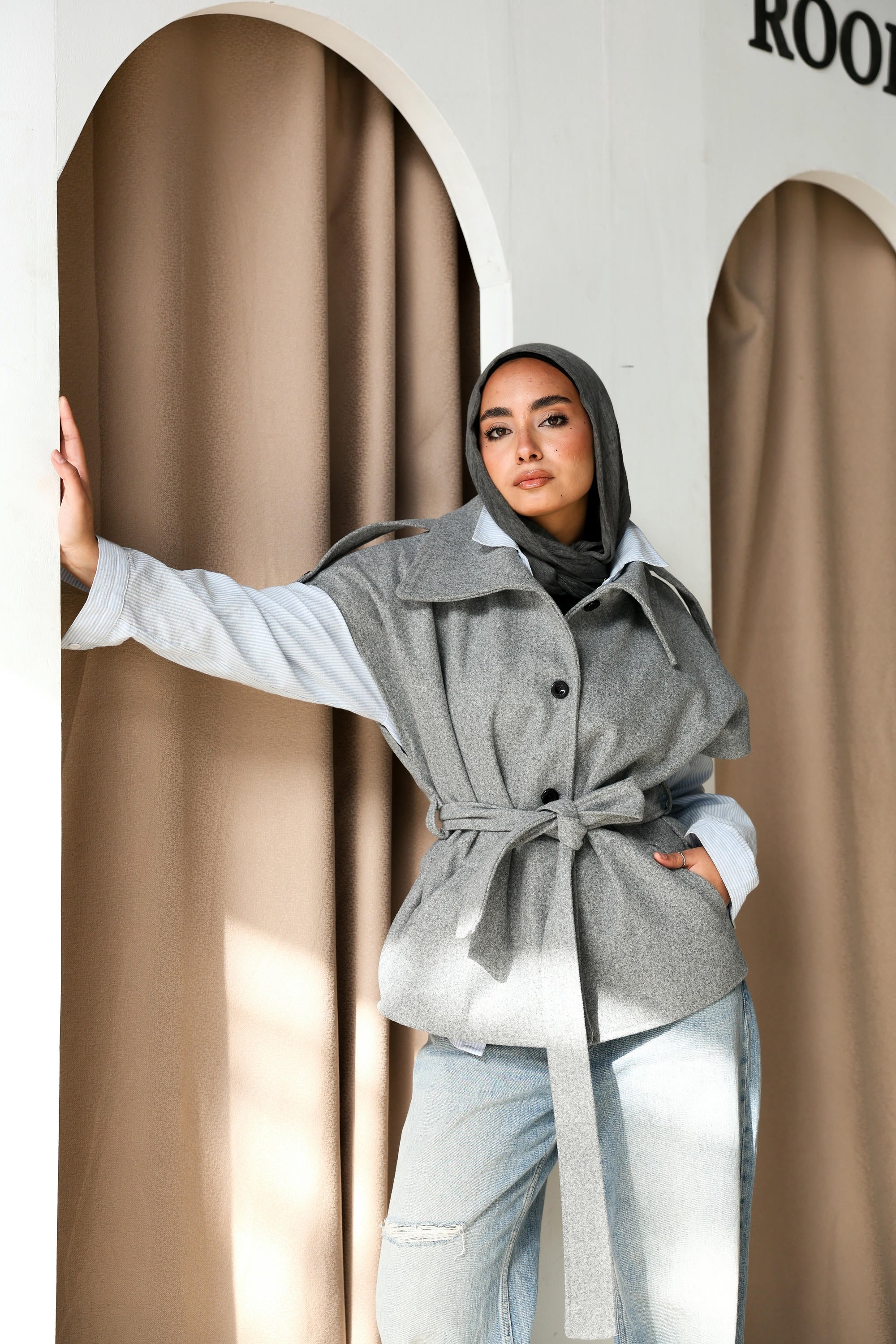 Celia Sleeveless jacket