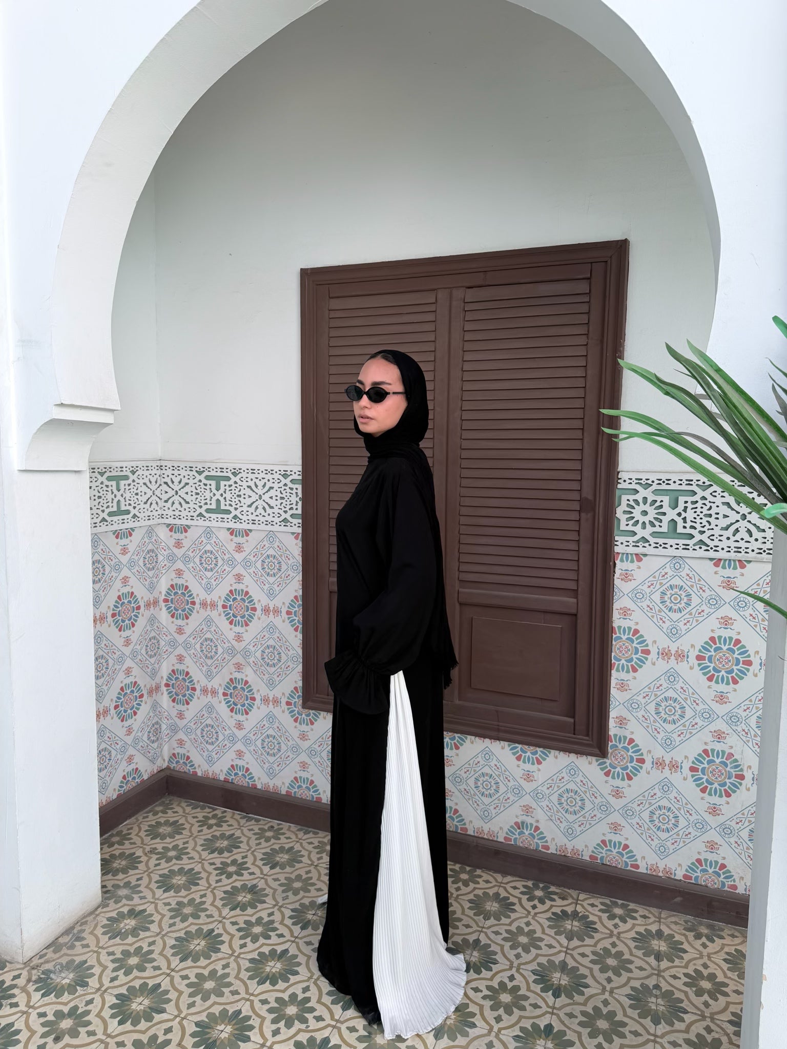 Noir Taraweh Abaya