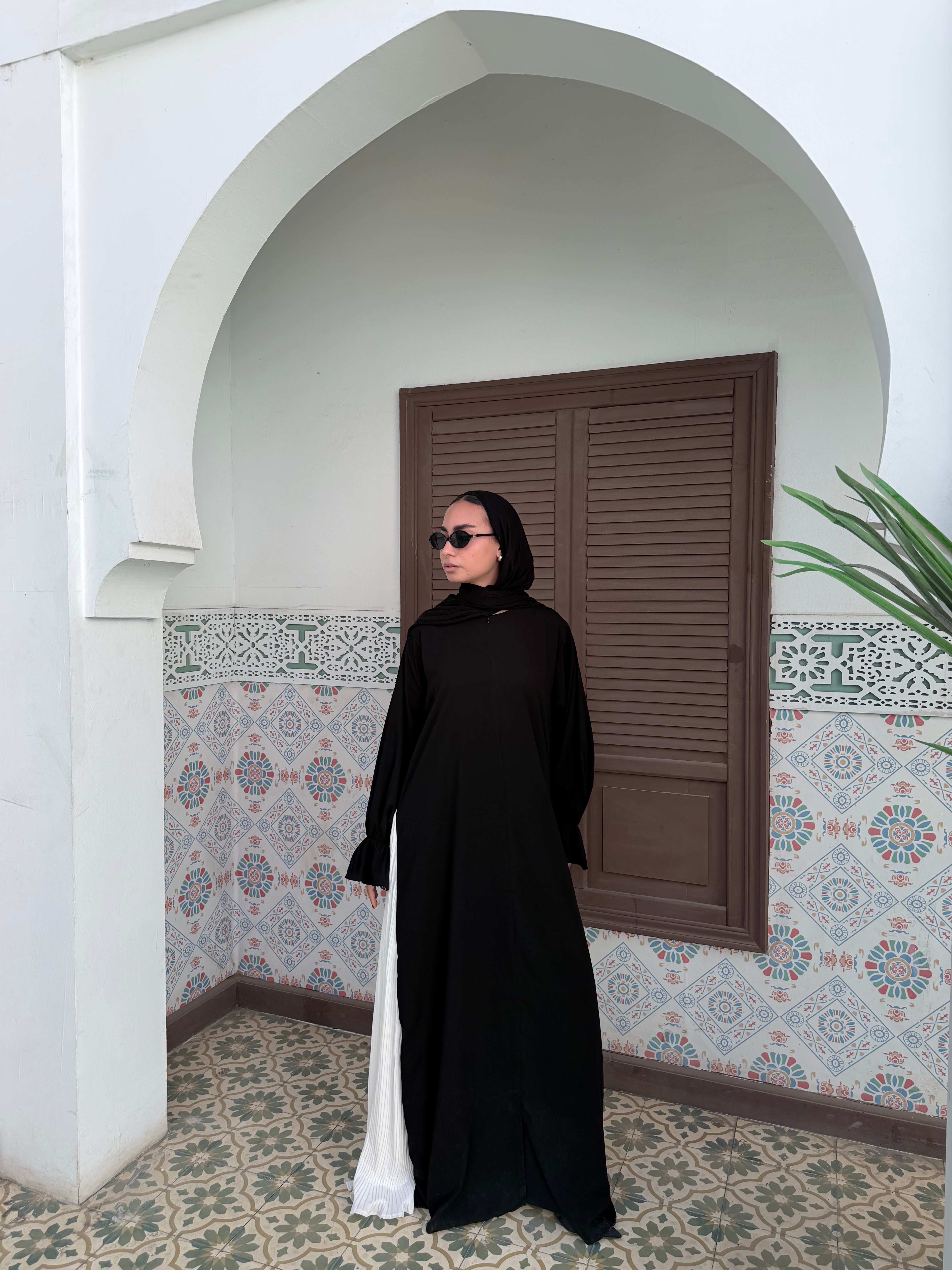 Noir Taraweh Abaya