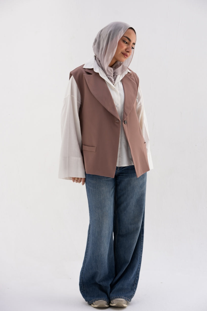 Sol sleeveless vest