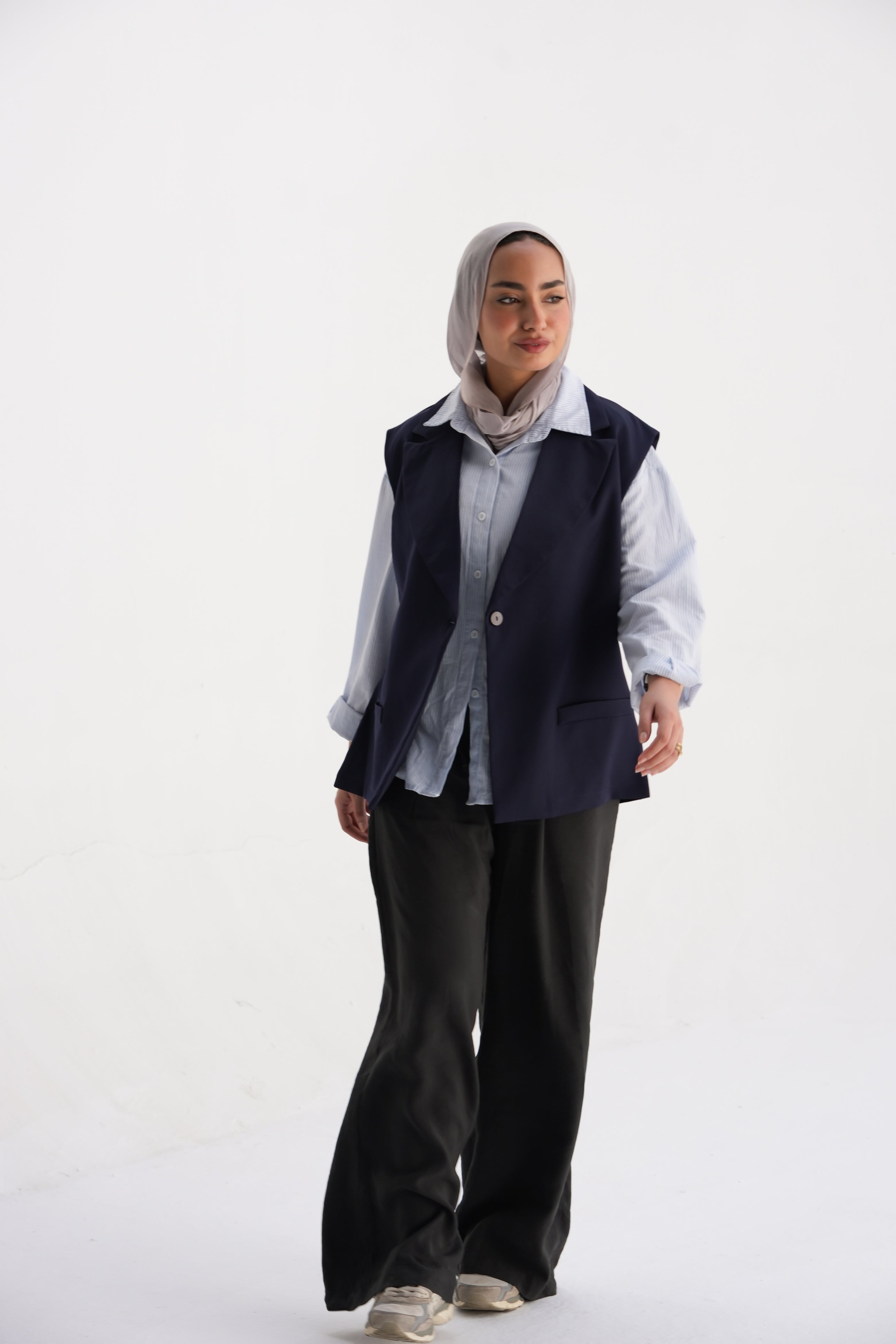 Sol sleeveless vest