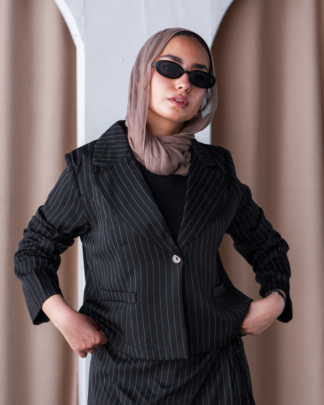 Striped cropped blazer in Black