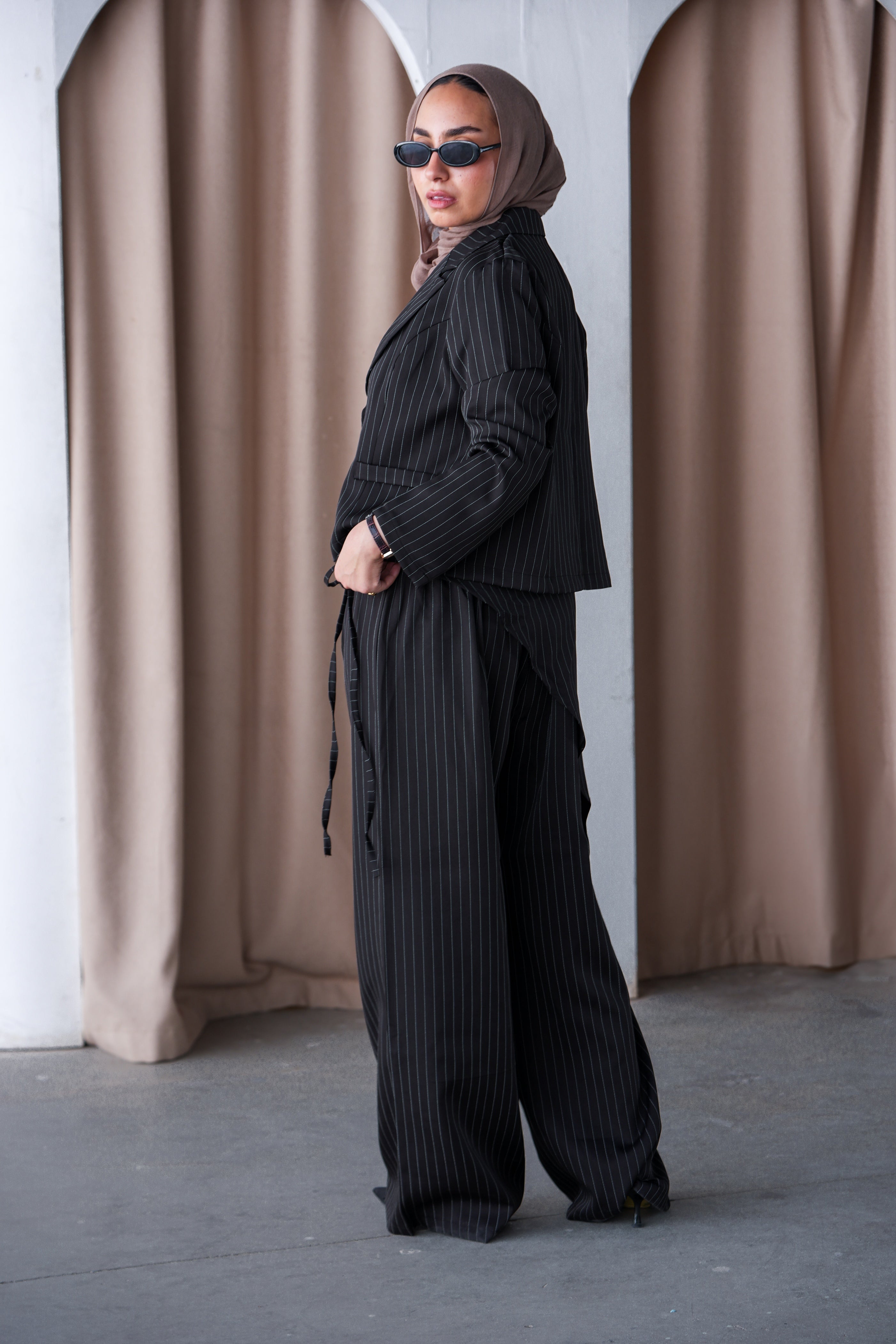 Striped cropped blazer in Black